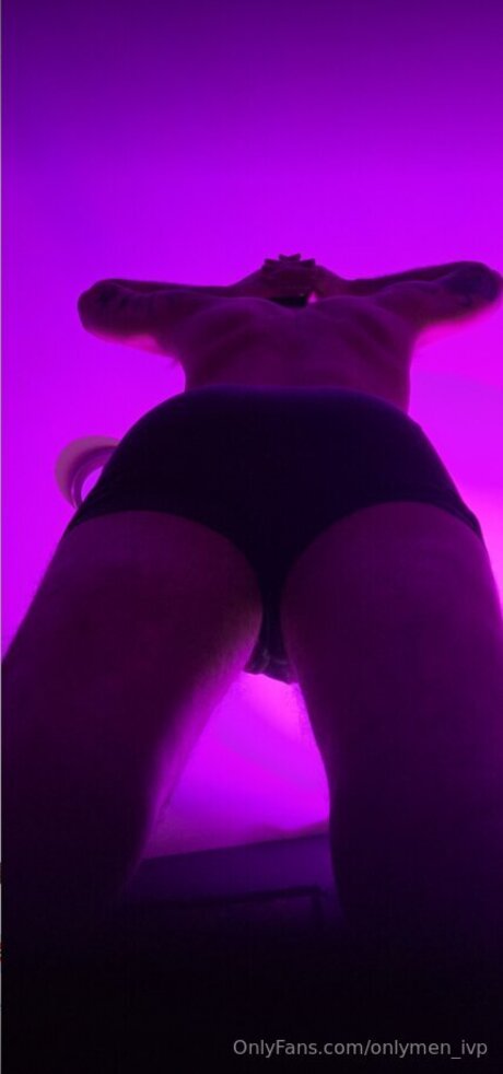 Onlymen Ivp nus de stars du porno des photos