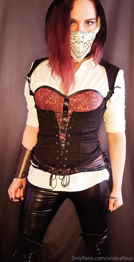 Umbrafaux haut étoile img