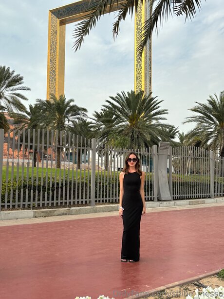 Shine Inessa star exclusive galeries