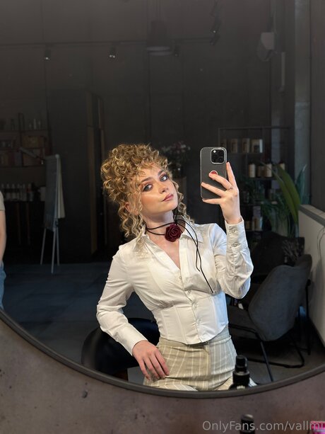 Vallmi star érotique collection