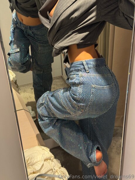 Violet Dreams69 modèle xxx photo