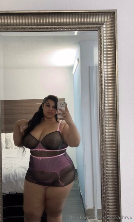 Therealbryy étoile de haute qualité des photos