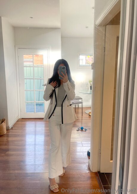 Asianmystique7 actrice adulte photo