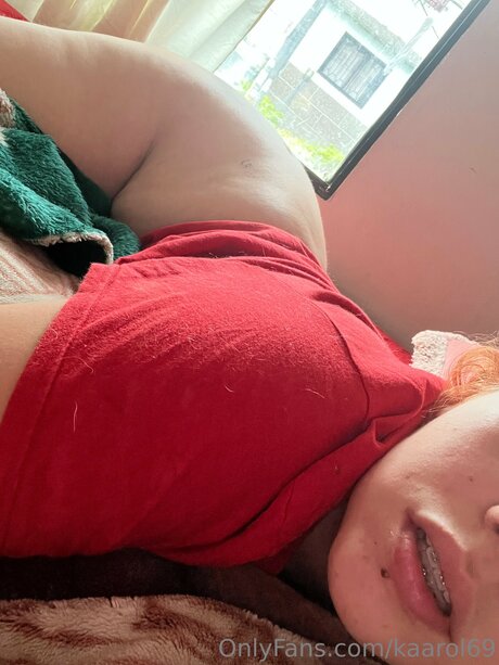 Kaarol69 star exclusive des photos