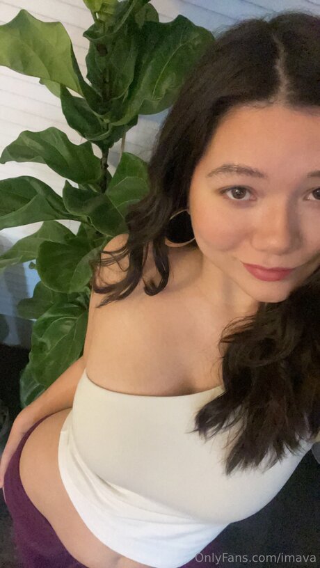 Imava actrice érotique photo