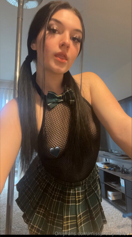 Missprettyinblack jolie star du porno image