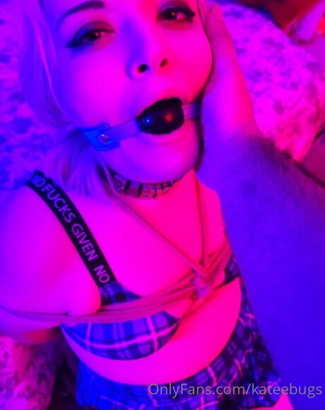 Kateebugs star du porno chaude galerie