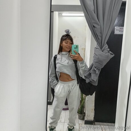 Luzgyal star du porno parfaite img