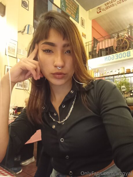 Luzgyal art de star du porno images