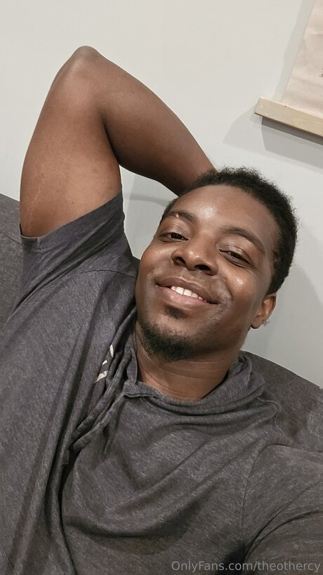 Theothercy joli modèle collection