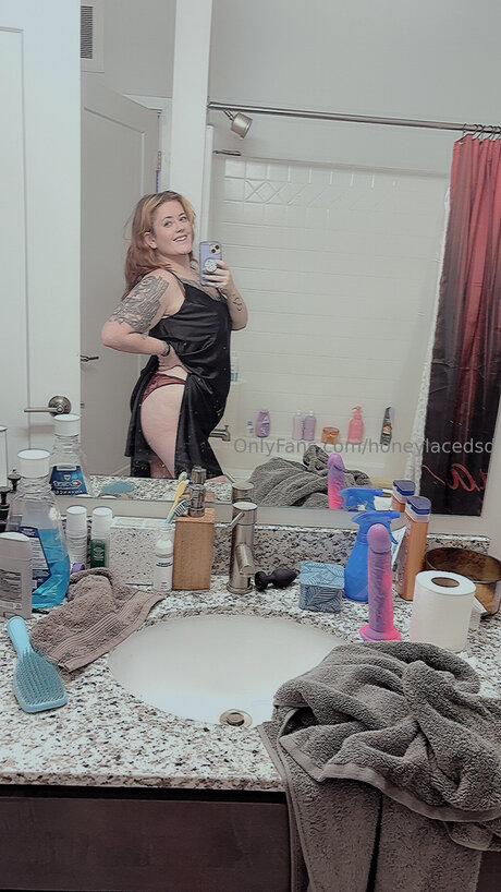 Honeylacedsd modèle de sexe photo