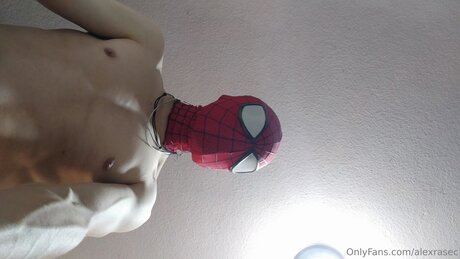 Alexrasec modèle érotique image