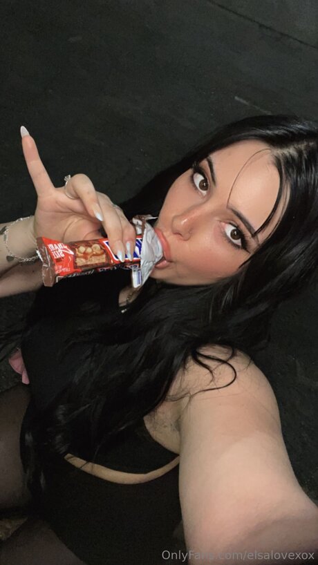 Elsalovexox actrice de nus img