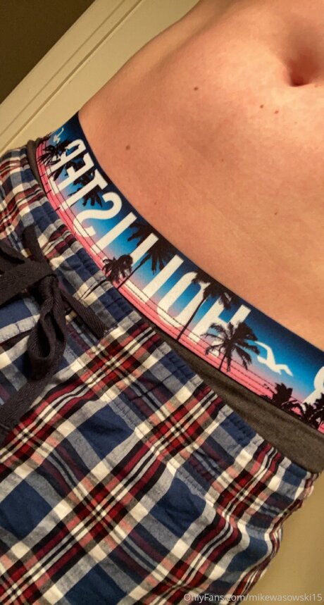 Mikwasowski15 modèle chaud des photos