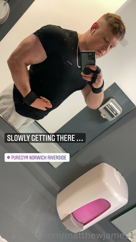 Matthewjames1 star érotique galeries