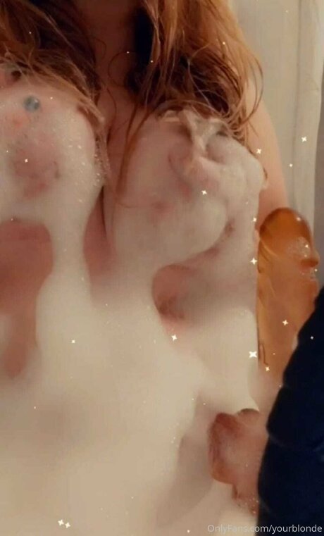 Yourblonde modèle nu galerie