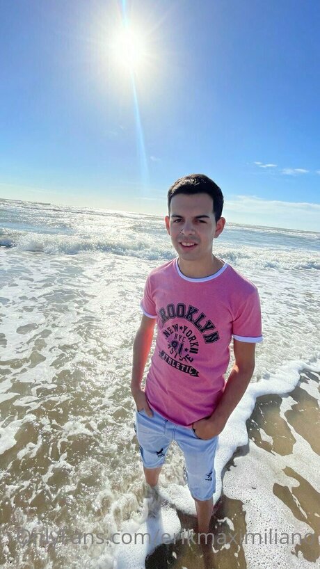 Erikmaximiliano belle star du porno photo