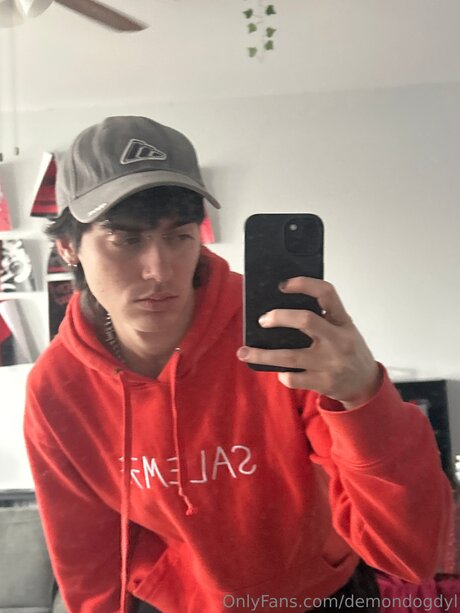 Demondogdyl actrice de nus galeries