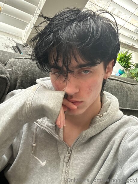 Demondogdyl étoile hd img