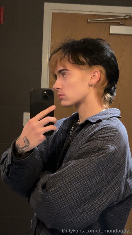 Demondogdyl modèle pornographique photo