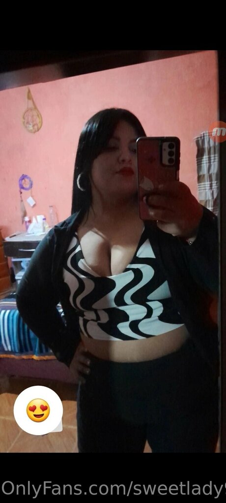 Wonderfullady987 modèle adulte archive