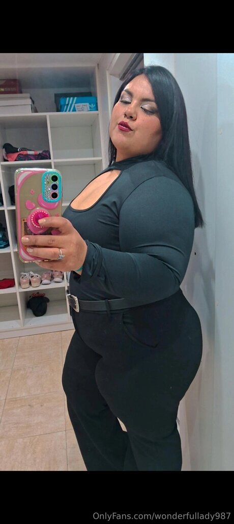 Wonderfullady987 modèle gratuit collection