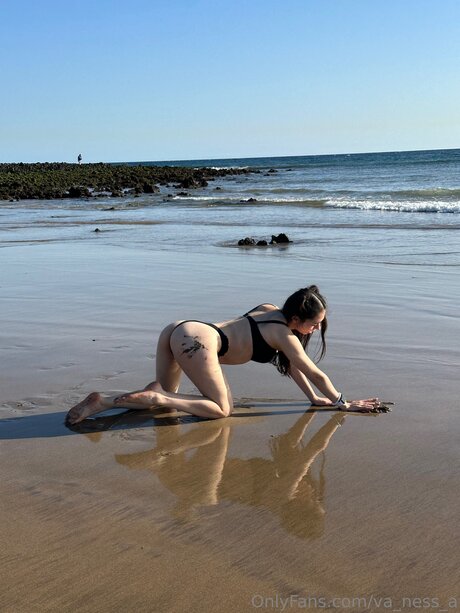 Va Ness A xxx étoile des photos