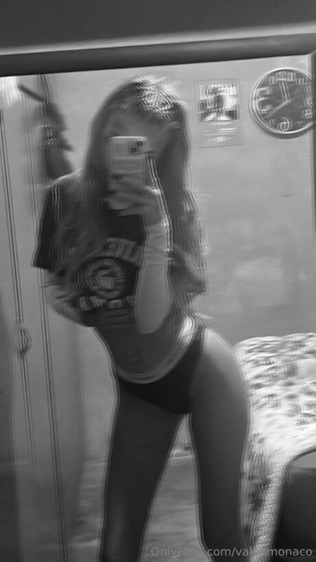 Valenmonaco actrice érotique collection