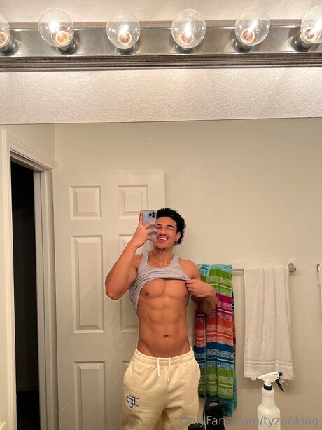 Tyzonking belle actrice images