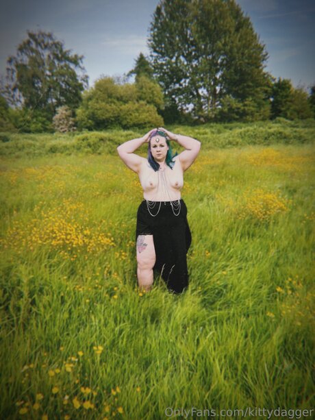 Kittydagger étoile exclusive photo