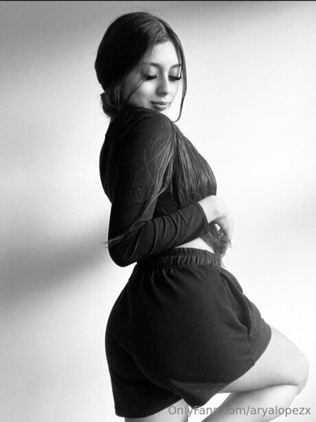 Aryalopezx jolie actrice image