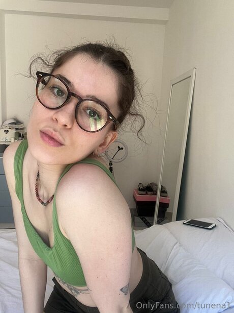 Tunena1 étoile sympa image