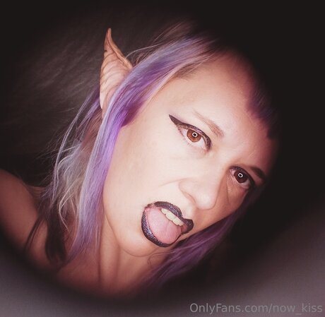 Now Kiss art étoile galerie