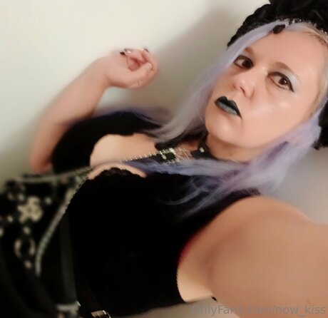 Now Kiss étoile des photos