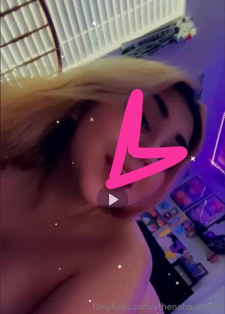 Athenabauerfree étoile nue galeries