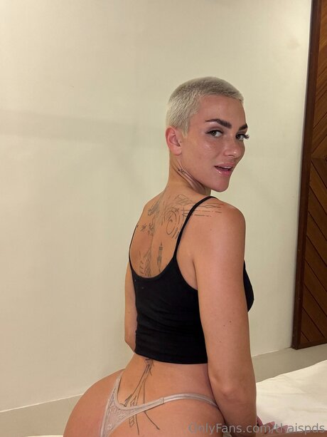 Thaispds actrice pornographique collection