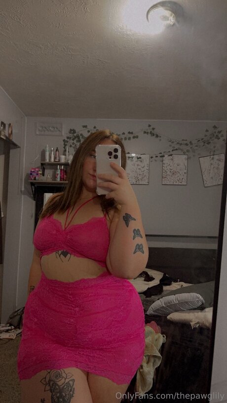 Thepawglily star érotique collection