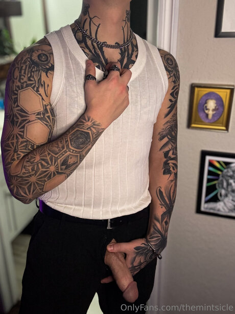 Themintsicle modèle de sexe photos