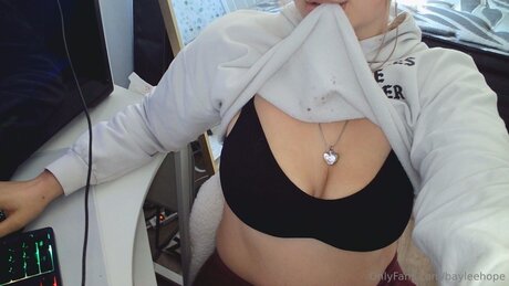 éjaculation pov onlyfans gratuit xxx collection