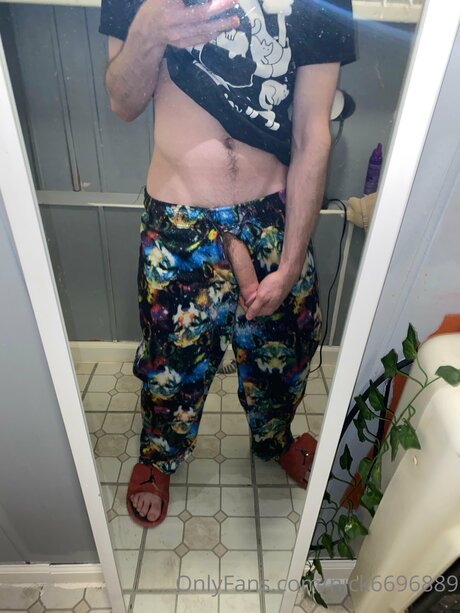 Nick6696889 modèle adulte des photos