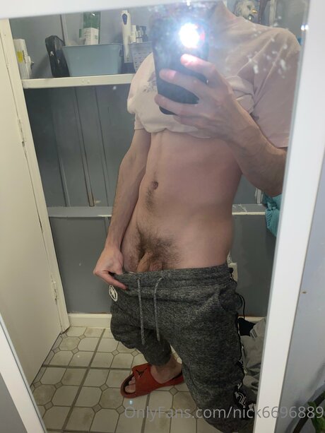 Nick6696889 modèle sexy photos