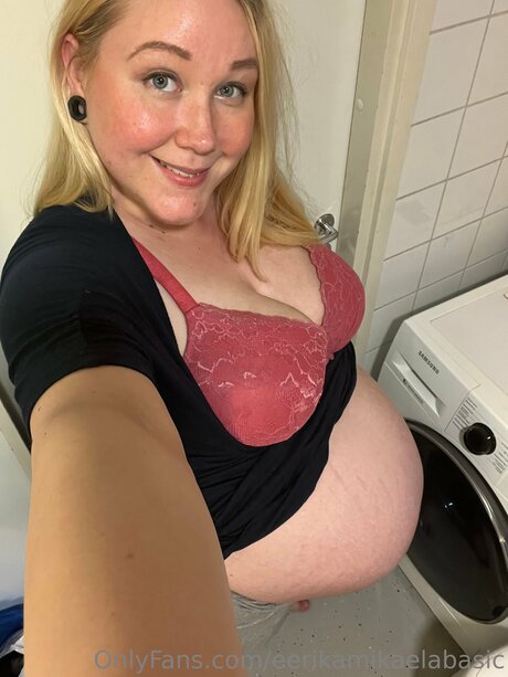 Eerikamikaelabasic star du porno xxx des photos