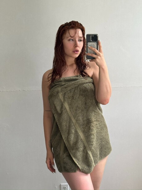 Rain In Summer modèle chaud photos