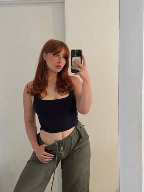 Rain In Summer modèle adulte des photos