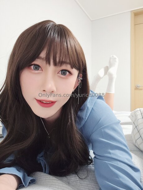 Yuricd0088 star pornographique galerie