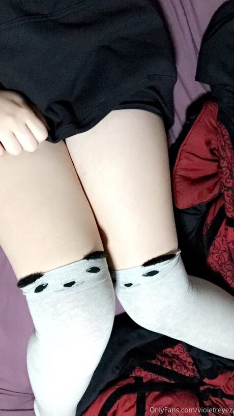 Violetreyez modèle gratuit images