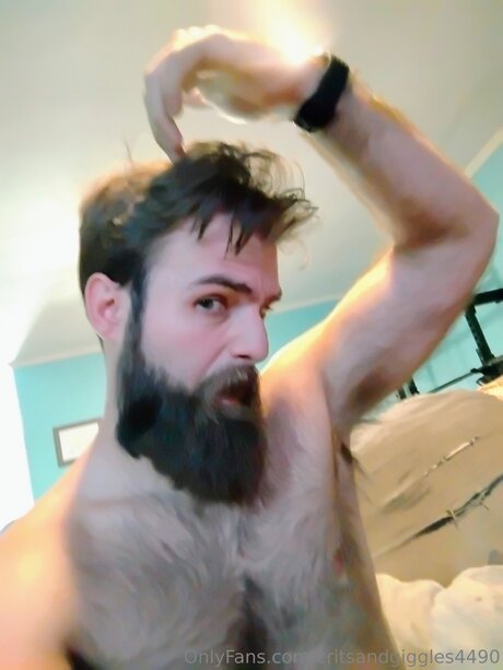 Critsandgiggles4490 modèle exclusif image