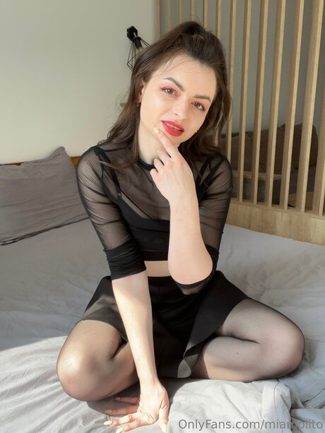 Miamolito actrice adulte archive