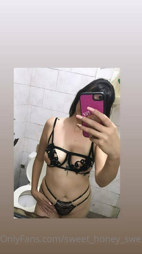 Sweet Honey Sweet modèle adulte des photos