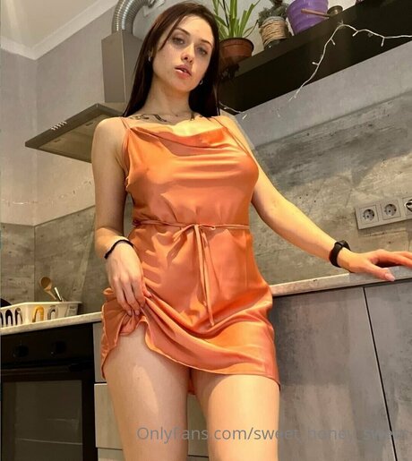 femmes au foyer uniquementfans haut nu photos